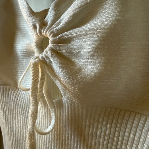 Off-White Ribbed Knit Tank Top - Picture 3 of 5